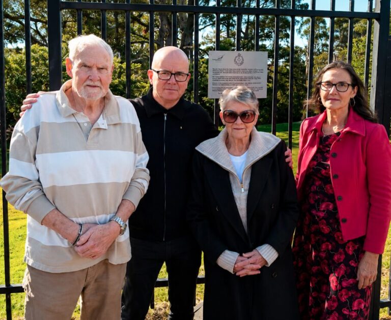 Blue Mountains memorial plaque unveiled for local veteran