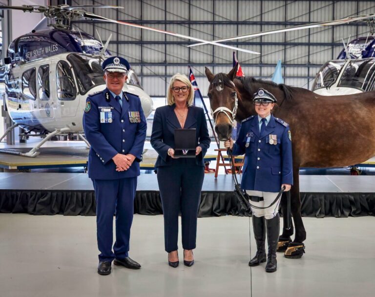 NSW Police horses and dogs honoured for loyalty